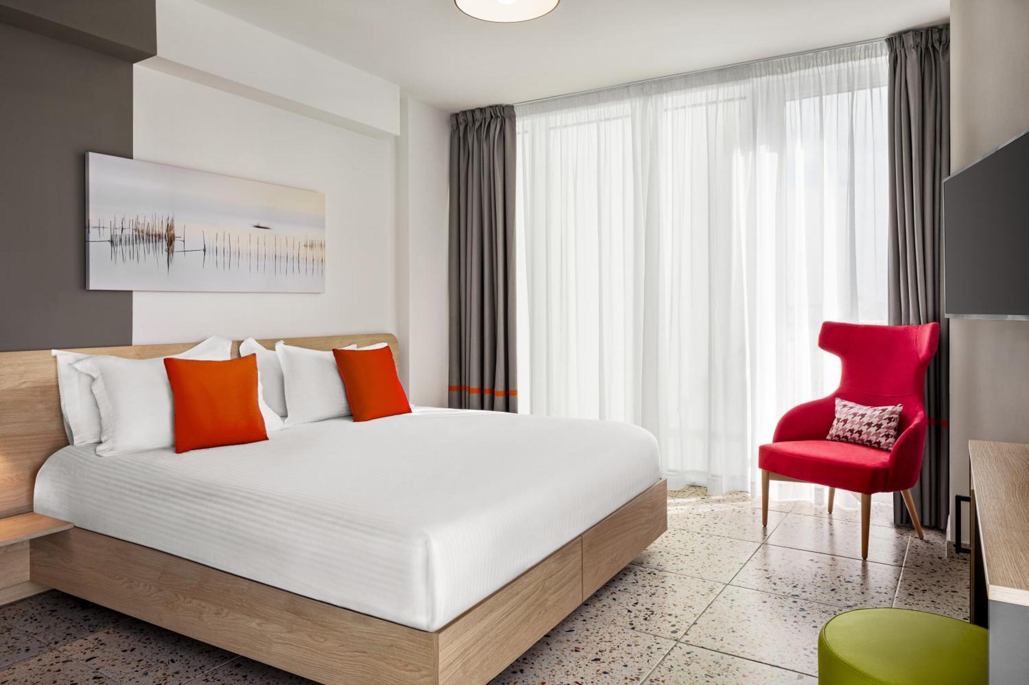 Quadro Hotel, Trademark Collection By Wyndham Сент Джулианс Экстерьер фото