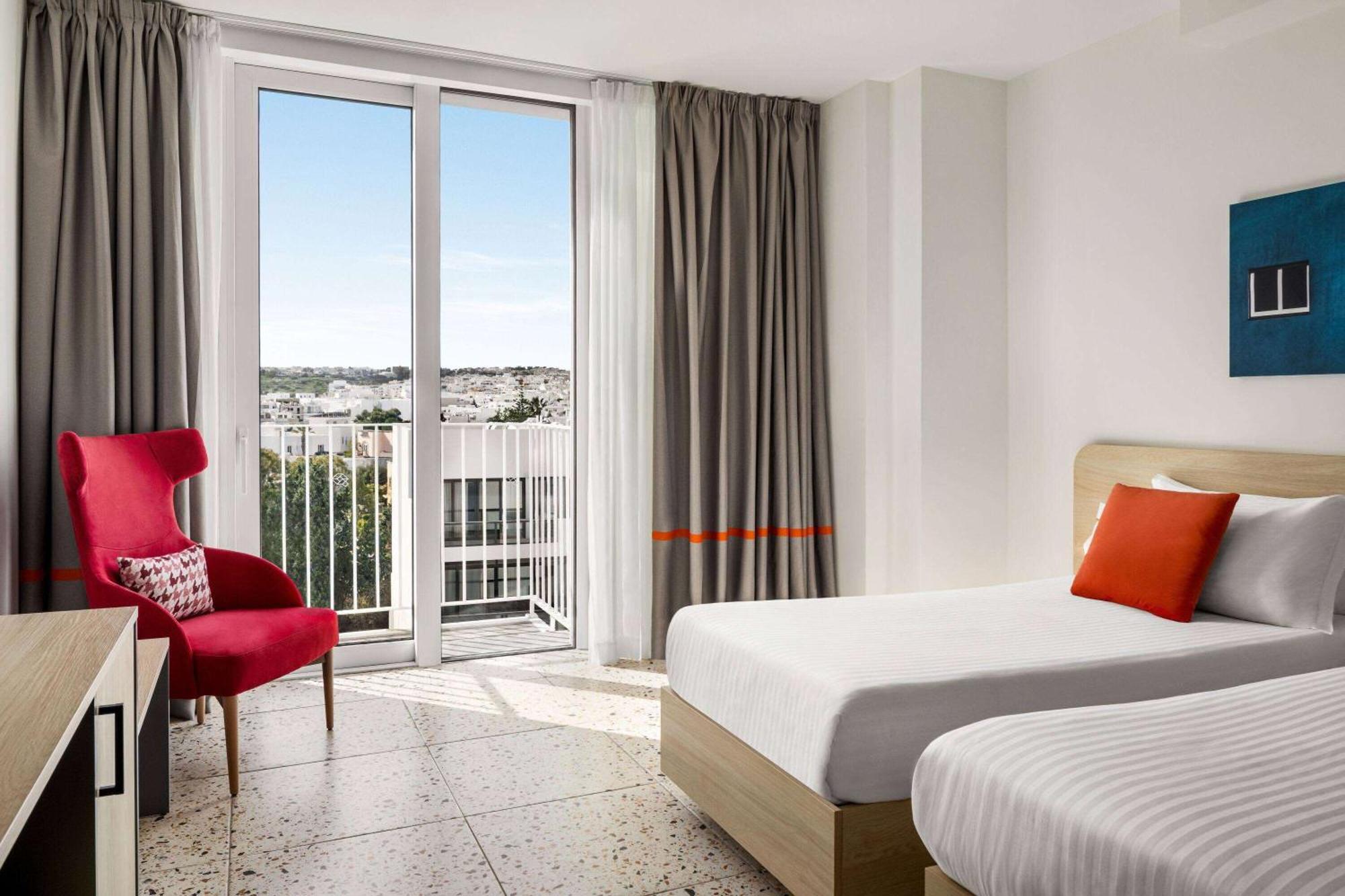 Quadro Hotel, Trademark Collection By Wyndham Сент Джулианс Экстерьер фото