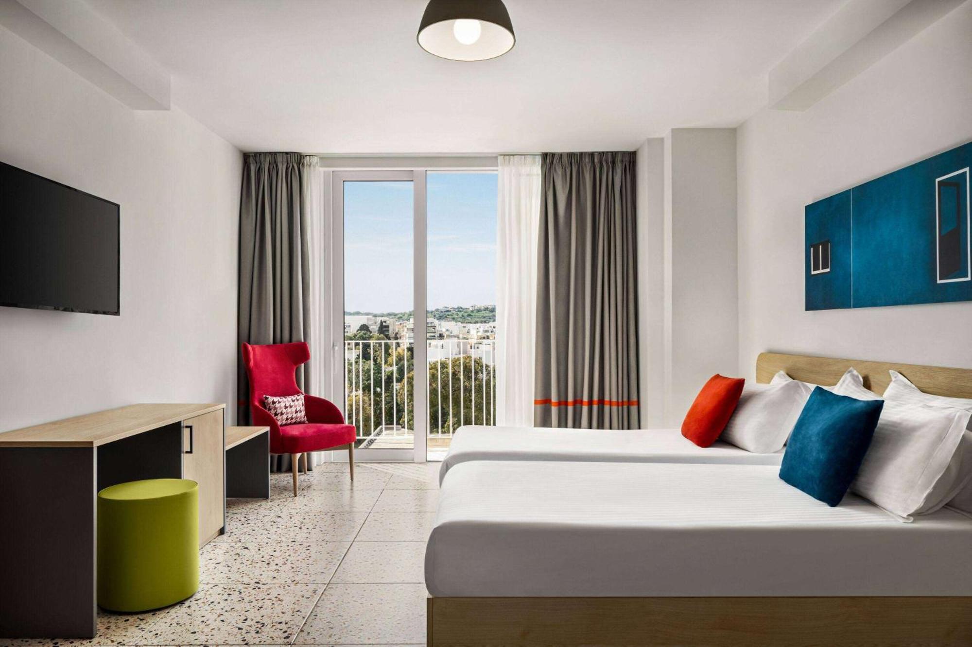 Quadro Hotel, Trademark Collection By Wyndham Сент Джулианс Экстерьер фото